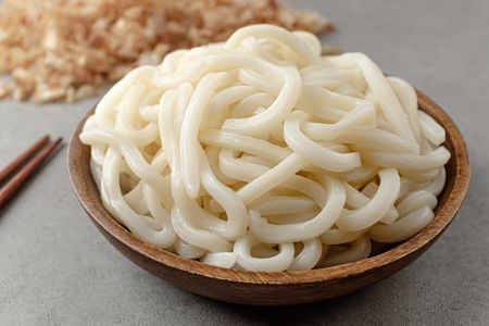 2720 Sempio Fresh Udon Noodles 샘표 우동면 200g